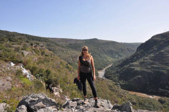 P.E do Guartelá, região de Tibagi - PR, rio Iapó ao fundo
